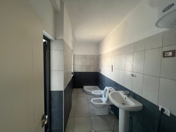 Tirane, shitet apartament 1+1 Kati 5, 61 m² 85.000 € (Casa Italia)