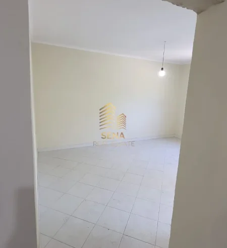 Durres, shitet apartament 1+1+Ballkon Kati 1, 57 m² 67.000 € (Durres,Rruga Agimi)