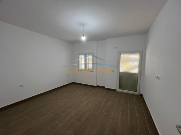 Tirane, shitet apartament 1+1+Ballkon Kati 4, 86 m² 129.000 € (Selite)