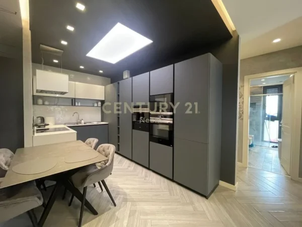 Tirane, shes apartament 2+1 , 105 m² 280.000 € (Don Bosko)
