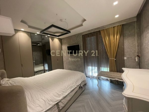 Tirane, shes apartament 2+1 , 105 m² 280.000 € (Don Bosko)