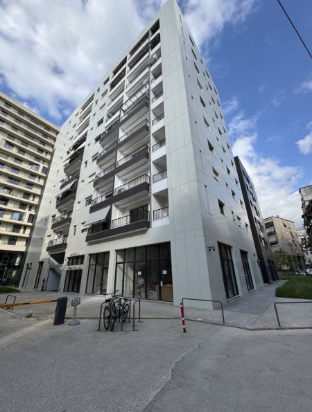 Tirane, jepet me qera zyre , 110 m² 900 € (Rruga e Durrësit)