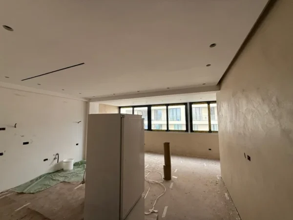 Tirane, jepet me qera zyre , 110 m² 900 € (Rruga e Durrësit)