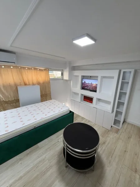 Tirane, jepet me qera apartament duplex 1+1 Kati 0, 40 m² 500 € 