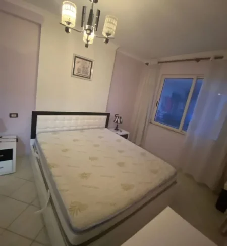 Tirane, jepet me qera apartament 1+1 Kati 3, 86 m² 450 € 