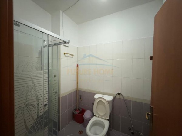 Tirane, jepet me qera apartament 1+1+Ballkon Kati 3, 72 m² 600 € (Kodra e Diellit)