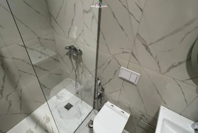 Tirane, jepet me qera zyre Kati 12, 100 m² 1.100 € (Rruga Mine Peza)