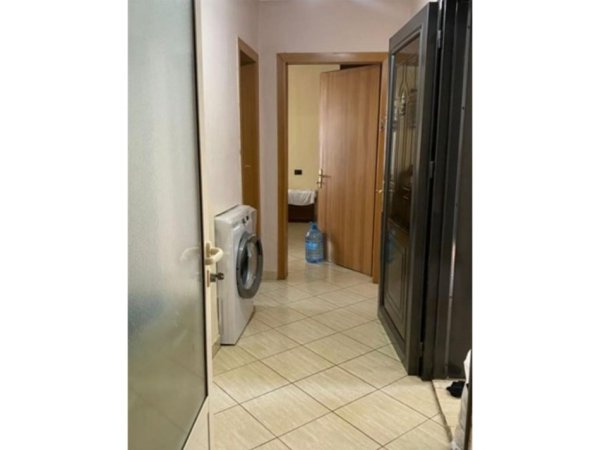 Tirane, shes apartament 1+1 Kati 4, 50 m² 77.000 € 