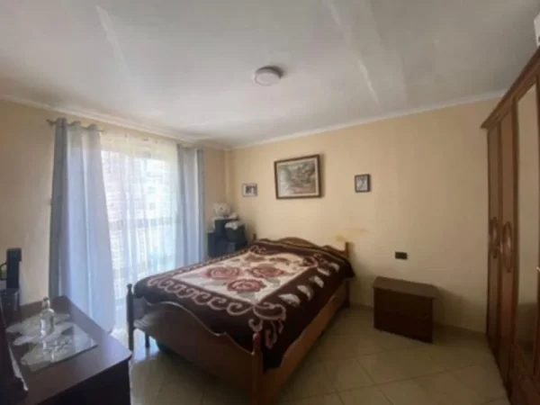 Tirane, shes apartament 1+1 Kati 4, 50 m² 77.000 € 