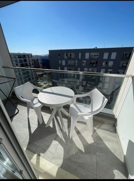 Tirane, jepet me qera apartament 2+1+Aneks+Ballkon Kati 5, 750 € (laprake)