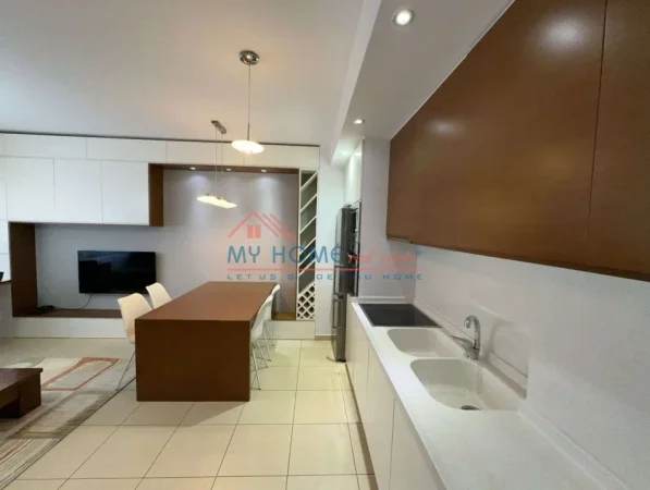Tirane, jepet me qera apartament 1+1+Ballkon Kati 4, 70 m² 750 € (Rruga 5 Maji)