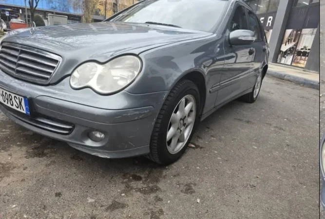 Tirane, shes makine Mercedes Benz Nafte, manuale Kondicioner 262 km 4.500 €