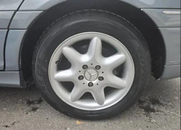 Tirane, shes makine Mercedes Benz Nafte, manuale Kondicioner 262 km 4.500 €