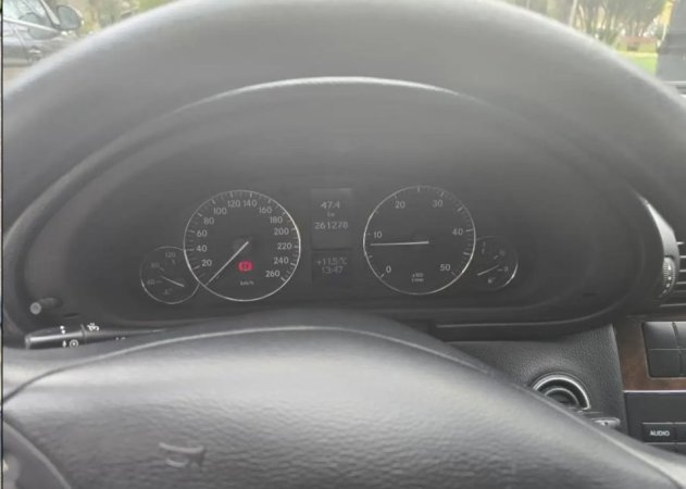 Tirane, shes makine Mercedes Benz Nafte, manuale Kondicioner 262 km 4.500 €