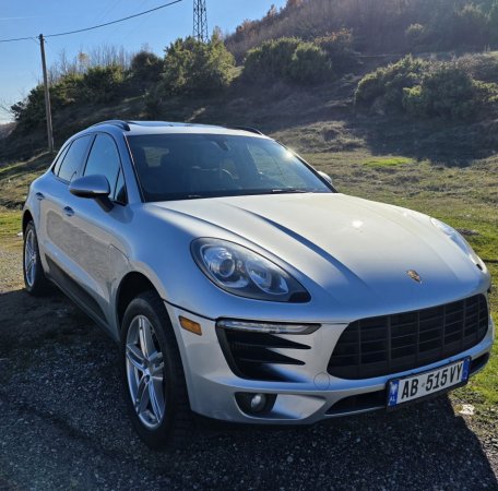 Tirane, shes Porsche Macan Benzin, e argjendtë automatik Klima 198 km 17.500 €