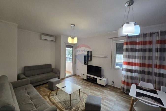 Tirane, jepet me qera apartament 2+1 , 90 m² 600 € (Rruga Dritan Hoxha)