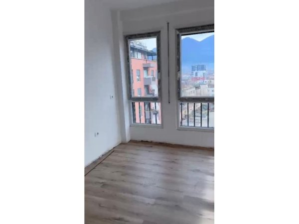 Tirane, shitet apartament 2+1 Kati 7, 82 m² 131.000 € 