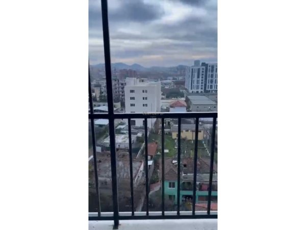 Tirane, shitet apartament 2+1 Kati 7, 82 m² 131.000 € 