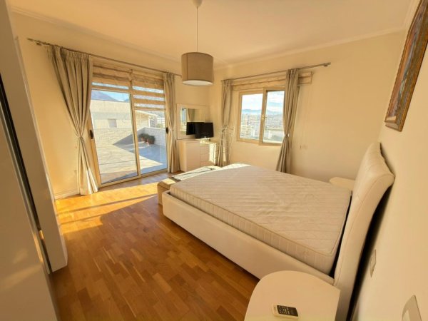 Tirane, shitet apartament 2+1 Kati 6, 