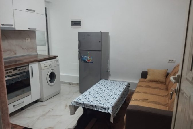 Tirane, jepet me qera apartament 1+1 Kati 0, 360 € 