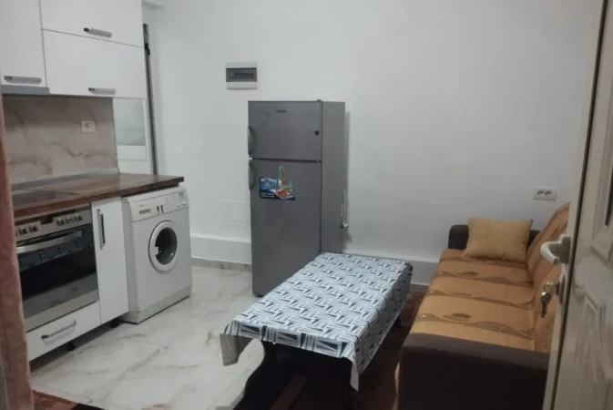 Tirane, jepet me qera apartament 1+1 Kati 0, 360 € 