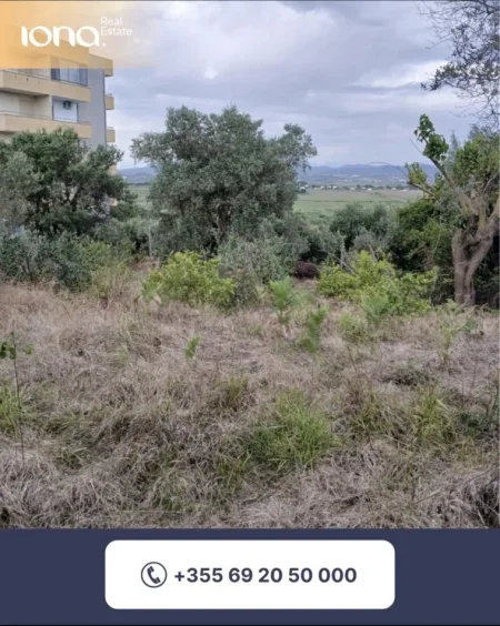 Karpen, Shitet tokë me pamje nga deti   , 900 m² 120.000 €