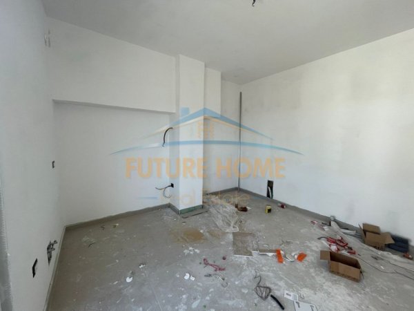 Tirane, shitet apartament 1+1+Ballkon Kati 9, 60 m² 97.900 € (Unaza e re)