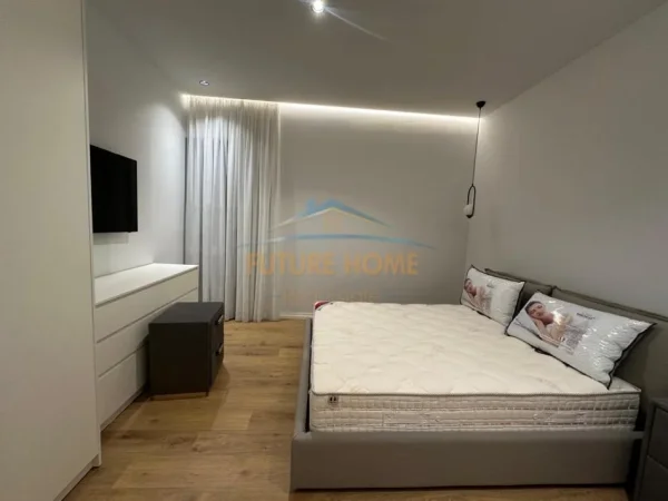 Tirane, jepet me qera apartament 3+1 Kati 1, 285 m² 2.800 € (Kompleksi Delijorgji)
