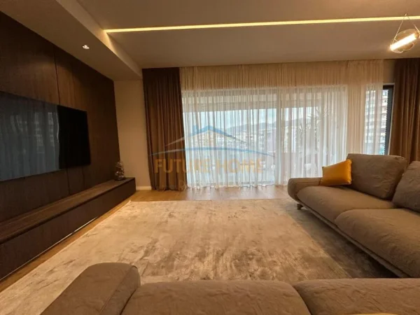 Tirane, jepet me qera apartament 3+1 Kati 1, 285 m² 2.800 € (Kompleksi Delijorgji)
