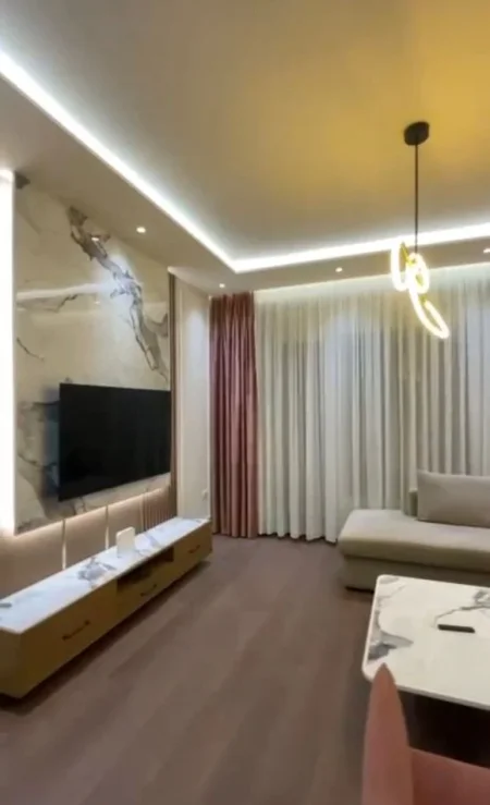 Tirane, jepet me qera apartament 2+1+Ballkon Kati 6, 85 m² 1.500 € 