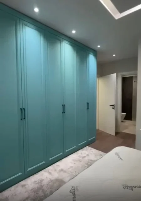 Tirane, jepet me qera apartament 2+1+Ballkon Kati 6, 85 m² 1.500 € 