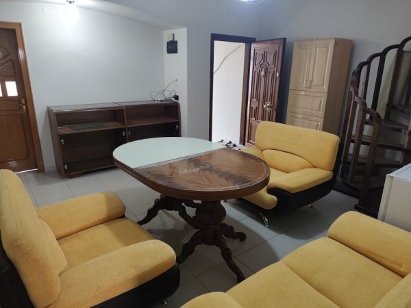 Shkoder, shitet 4+1+Aneks+Ballkon Kati 4, 230 m² 325.000 € 