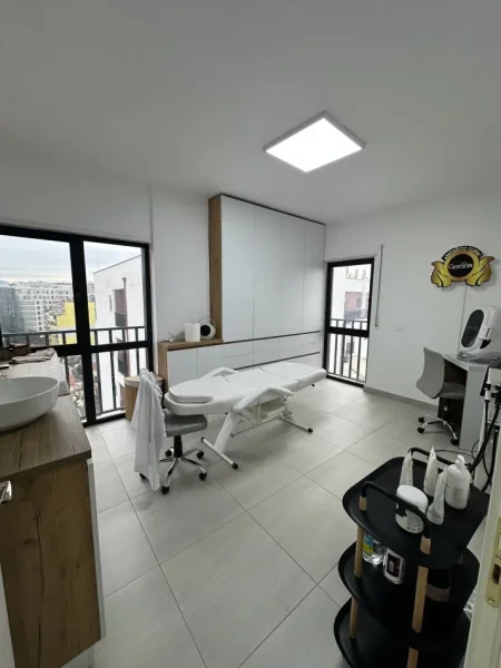 Tirane, shes apartament 2+1+Ballkon Kati 8, 116 m² 216.000 € 