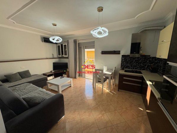 Vlore, shitet apartament 1+1+Ballkon Kati 7, 91 m² 136.000 € (Rruga Murat Tërbaçi)