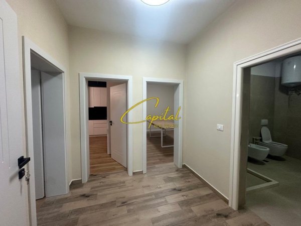 Tirane, jepet me qera apartament 2+1 Kati 2, 120 m² 500 € (SAUK)
