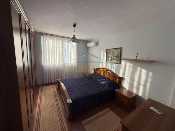 Tirane, jepet me qera apartament 2+1+Ballkon Kati 2, 69 m² 565 € (TREGU ELEKTRIK)