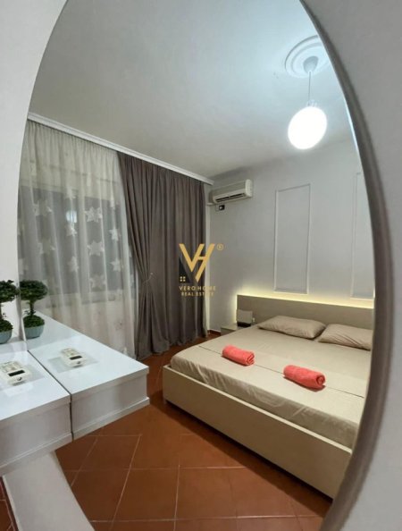 Tirane, jepet me qera apartament 2+1+Ballkon Kati 7, 80 m² 750 € (BLLOK)