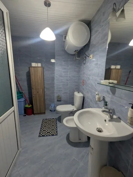 Tirane, jepet me qera apartament 2+1 Kati 6, 89 m² 850 € (Stadiumi Dinamo)