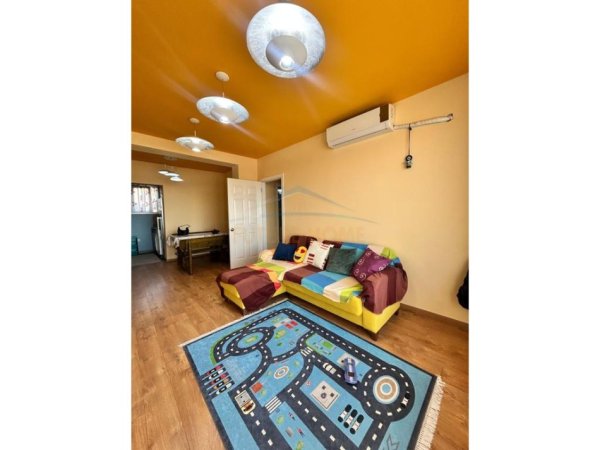 Tirane, shitet apartament 2+1+Ballkon Kati 5, 96 m² 137.000 € (Fresk)