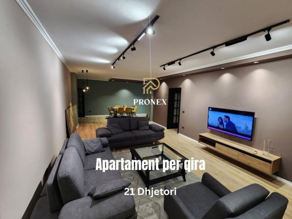 Tirane, jepet me qera apartament 3+1+Ballkon Kati 4, 156 m² 1.200 € (Rruga e Kavajes)
