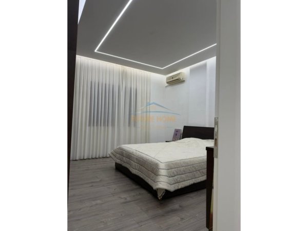 Tirane, jepet me qera apartament 3+1+Ballkon Kati 1, 145 m² 800 € (Don Bosko)