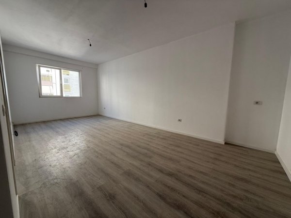Tirane, shitet apartament 1+1+Ballkon , 71 m² (E88 Construction, Rruga Dritan Hoxha)