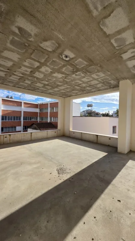 Lushnje, shes ambjent biznesi Kati 0, 318 m² 360.000 € (Qender Qytetit Lushnje)