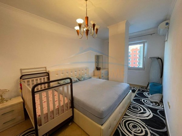 Tirane, jepet me qera apartament 1+1 Kati 3, 82 m² 450 € 