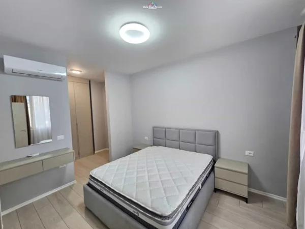 Tirane, jepet me qera apartament 1+1 Kati 3, 70 m² 590 € (Astir, River Residence)