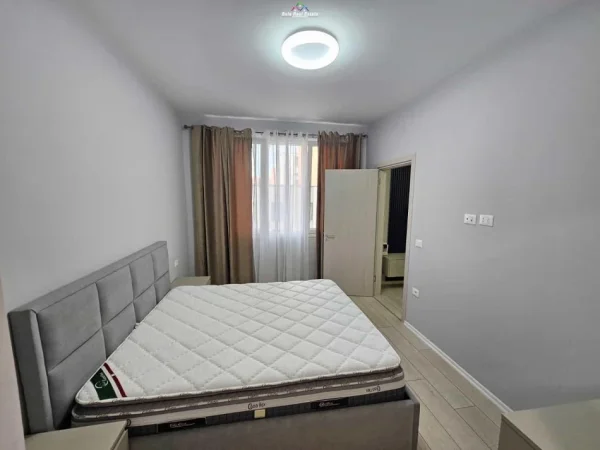 Tirane, jepet me qera apartament 1+1 Kati 3, 70 m² 590 € (Astir, River Residence)