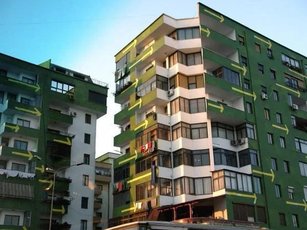 Tirane, jepet me qera apartament 2+1+Ballkon Kati 6, 85 m² 460 € (Pallati me Shigjeta)