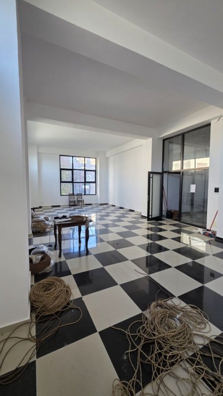 Lushnje, shes dyqan Kati 0, 116 m² (Qendra Sanitare Lushnje)