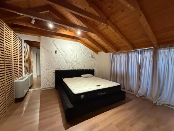 Tirane, jepet me qera Vile 3+1 Kati 2, 144 m² 1.800 € (Kompleksi Kolombo)