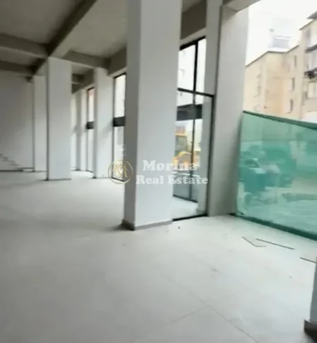 Tirane, jepet me qera ambjent biznesi Kati 1, 418 m² 4.500 € (Brryli)